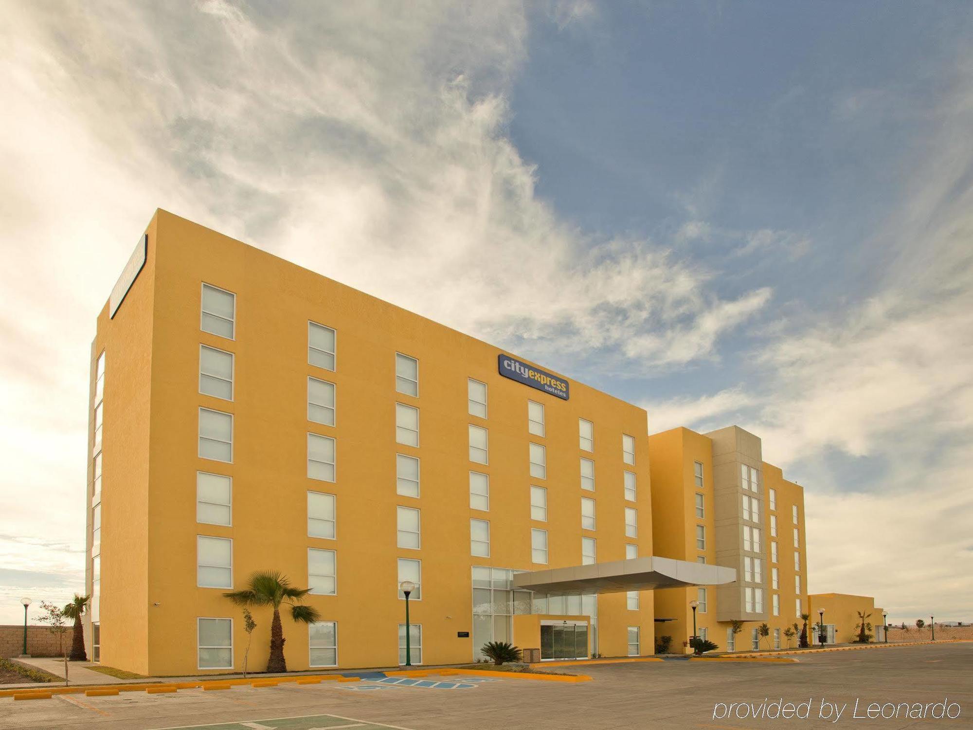 City Express By Marriott Durango Exterior photo